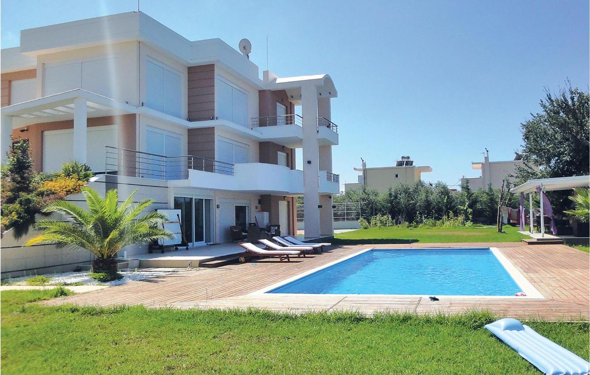 Lovely Home In Preveza With Outdoor Swimming Pool Канали Экстерьер фото